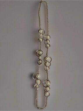 Silver Tone Necklace w Rings Faux Pearl 2 Pair Earrings Faux Pearl Deer Glass